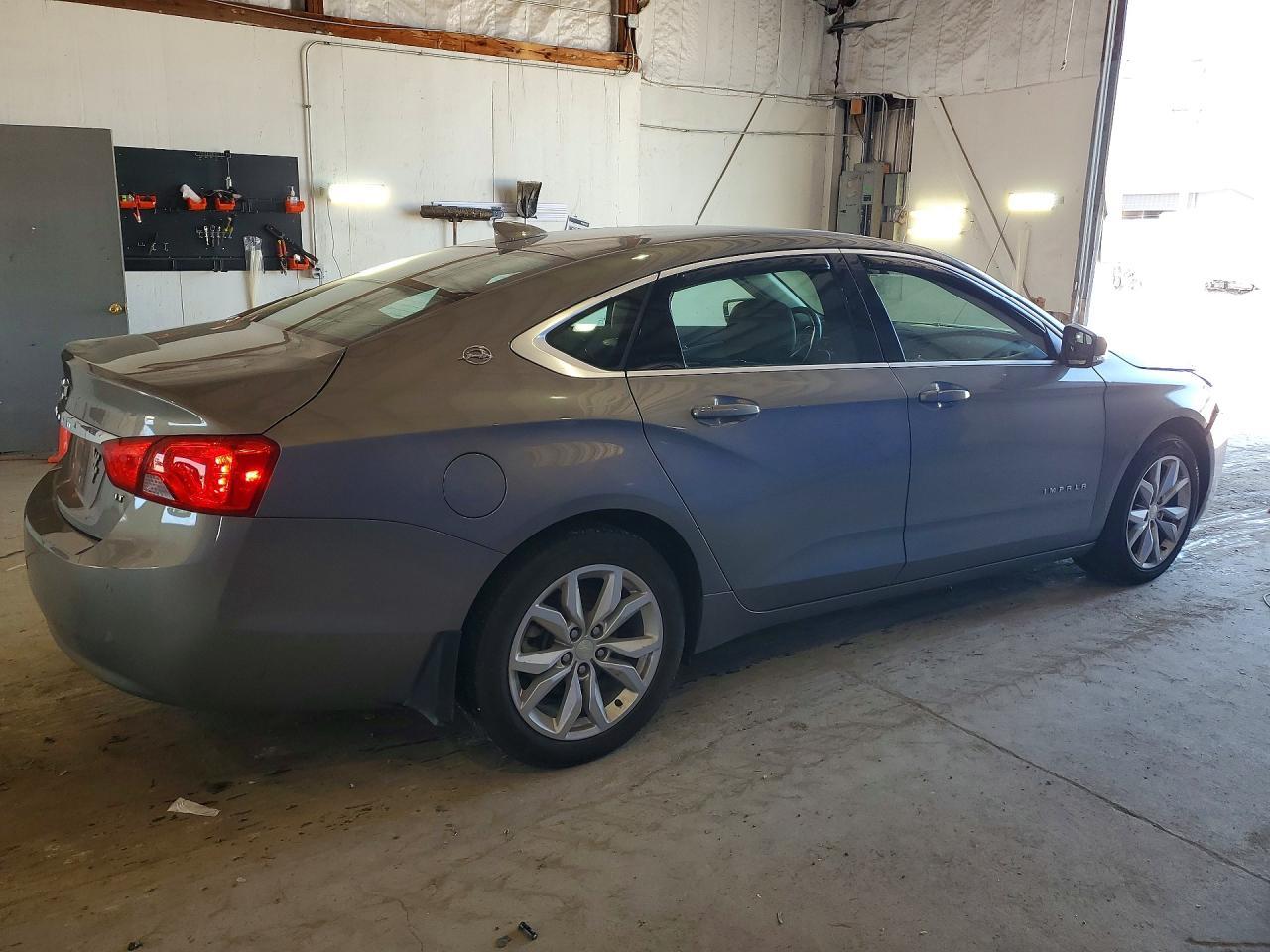 2017 Chevrolet Impala Lt - Фото 3