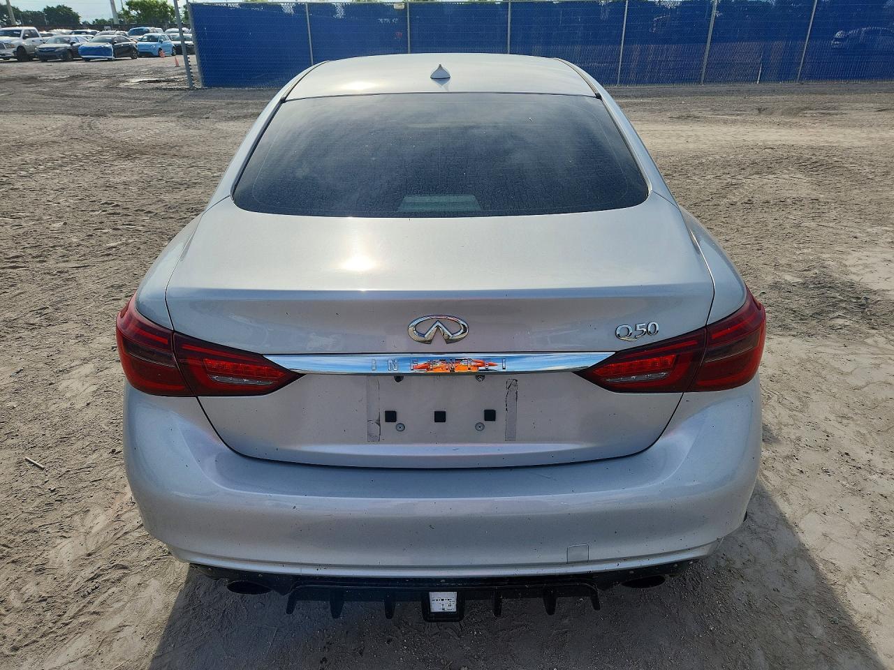 2018 Infiniti Q50 3.0T Luxe - Фото 6