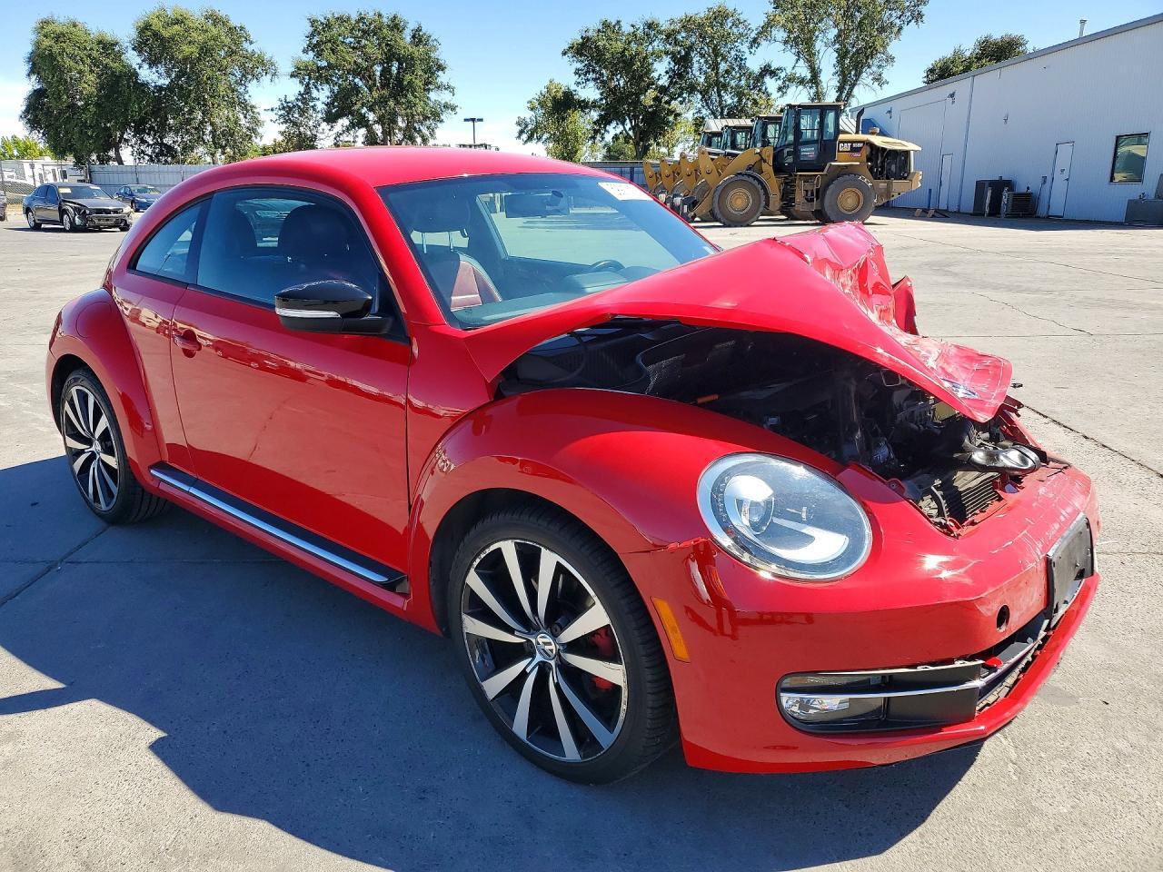 2012 Volkswagen Beetle Turbo - Фото 4