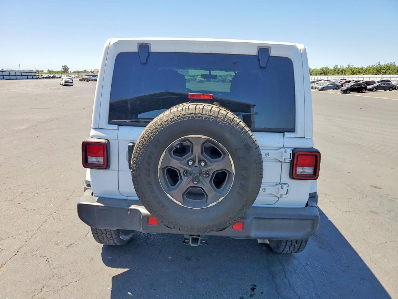 2021 Jeep Wrangler Unlimited Sahara - Image 6