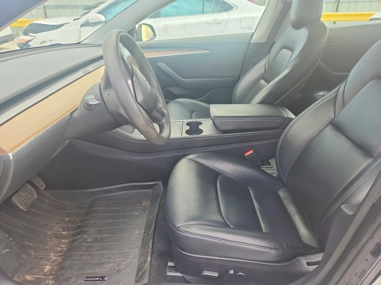 2021 Tesla Model 3 - Фото 7
