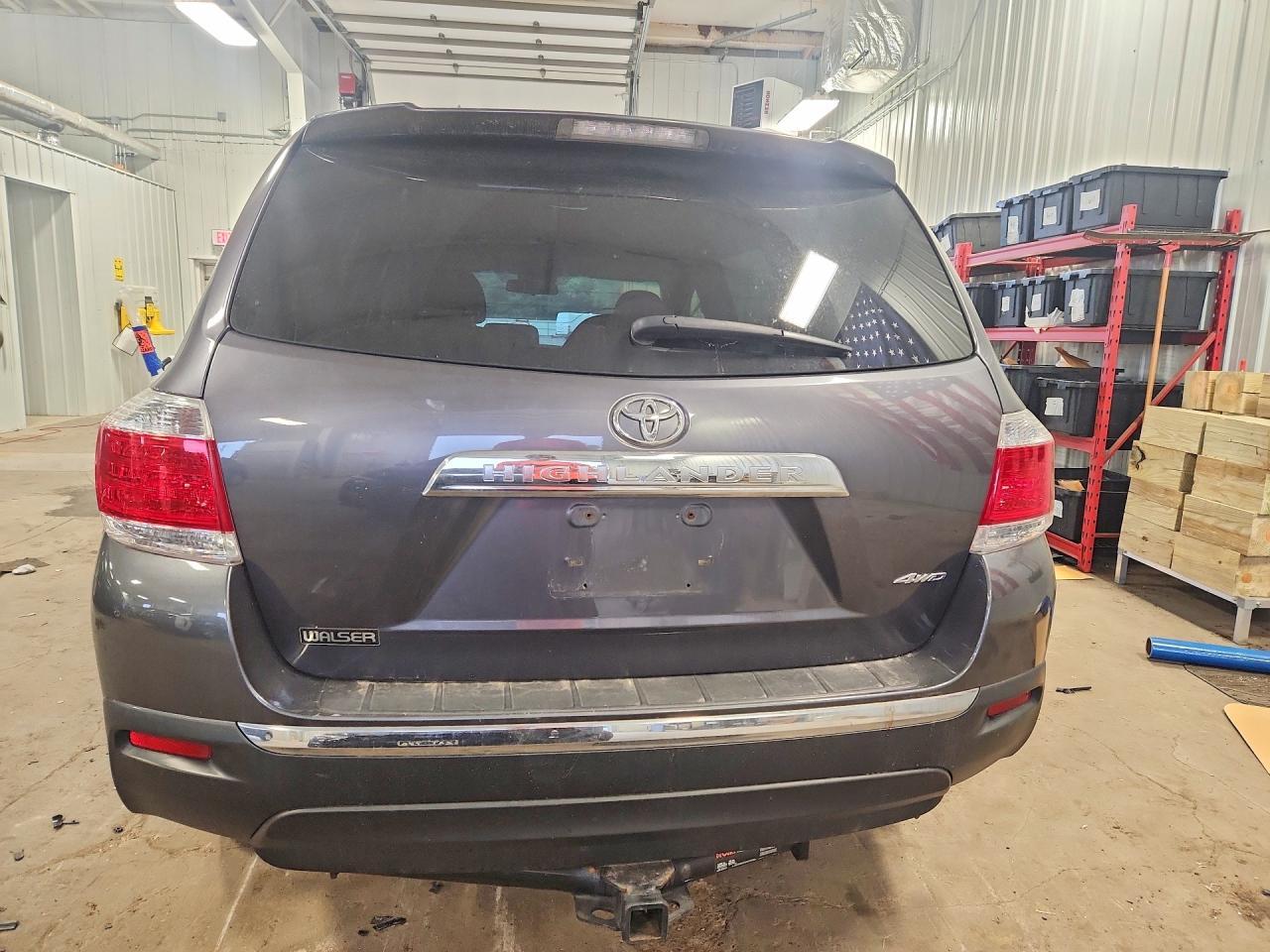 2013 Toyota Highlander Base - Фото 6