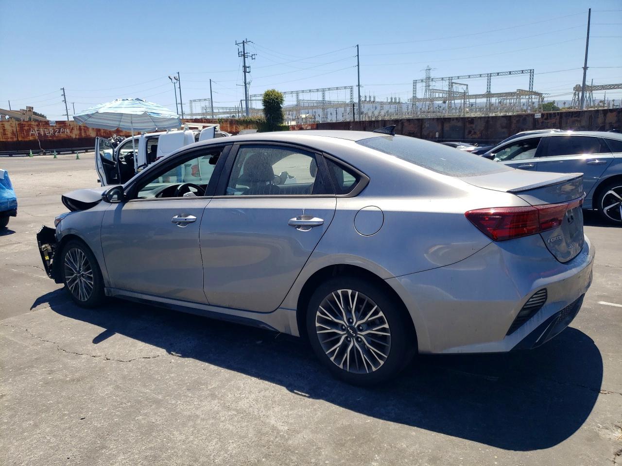 2023 Kia Forte Gt Line - Фото 2