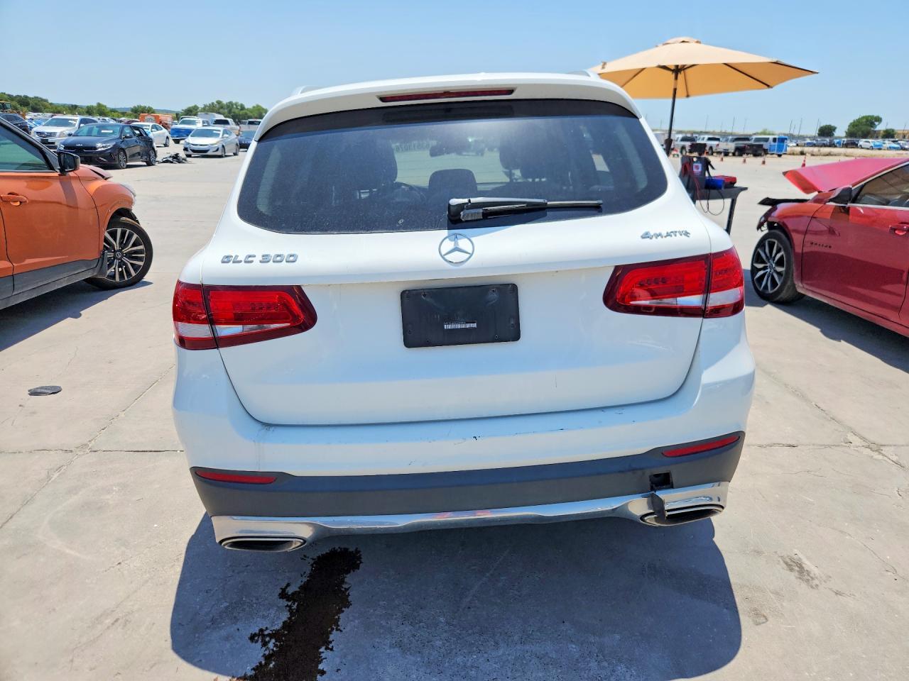 2018 Mercedes-Benz Glc 300 4Matic - Image 6