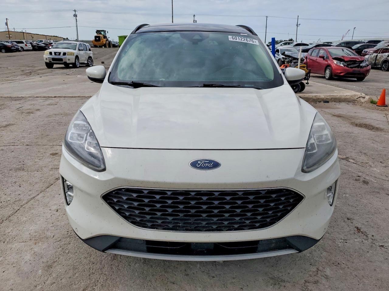 2020 Ford Escape Titanium - Image 5
