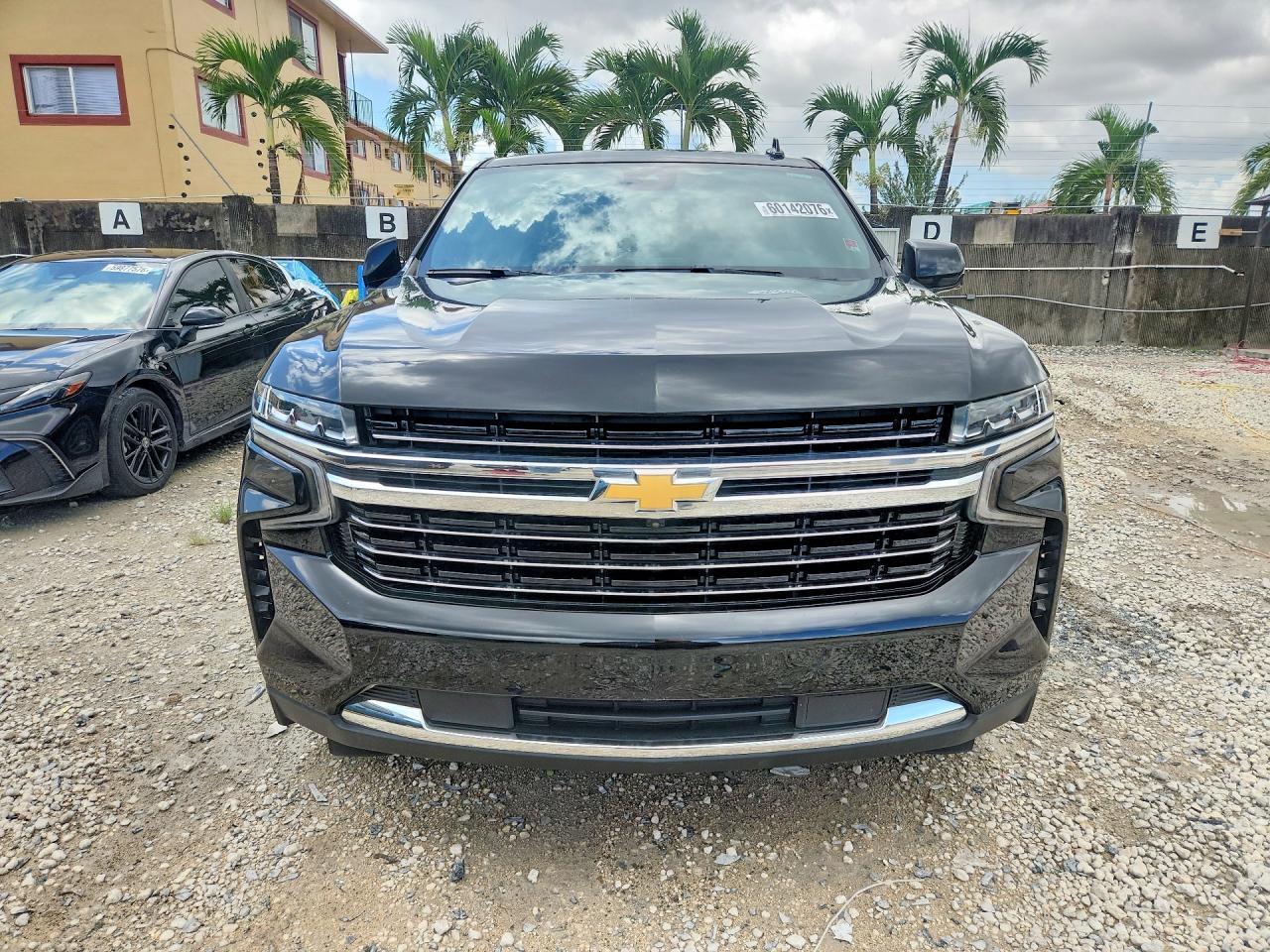 2023 Chevrolet Suburban C1500 Lt - Image 5