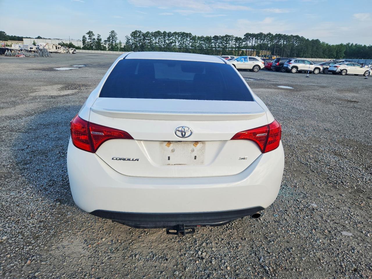 2018 Toyota Corolla Se - Фото 6