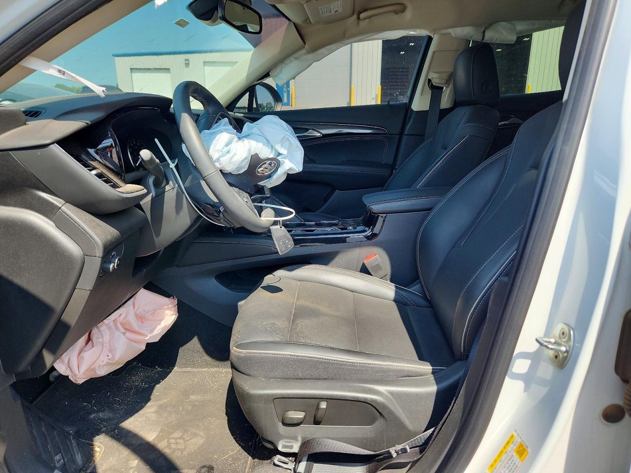 2023 Buick Envision Essence - Фото 7