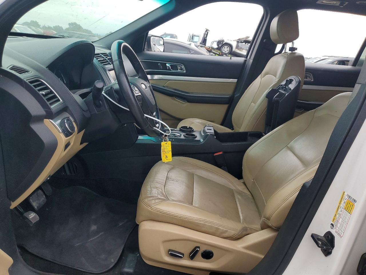 2016 Ford Explorer Xlt - Image 7