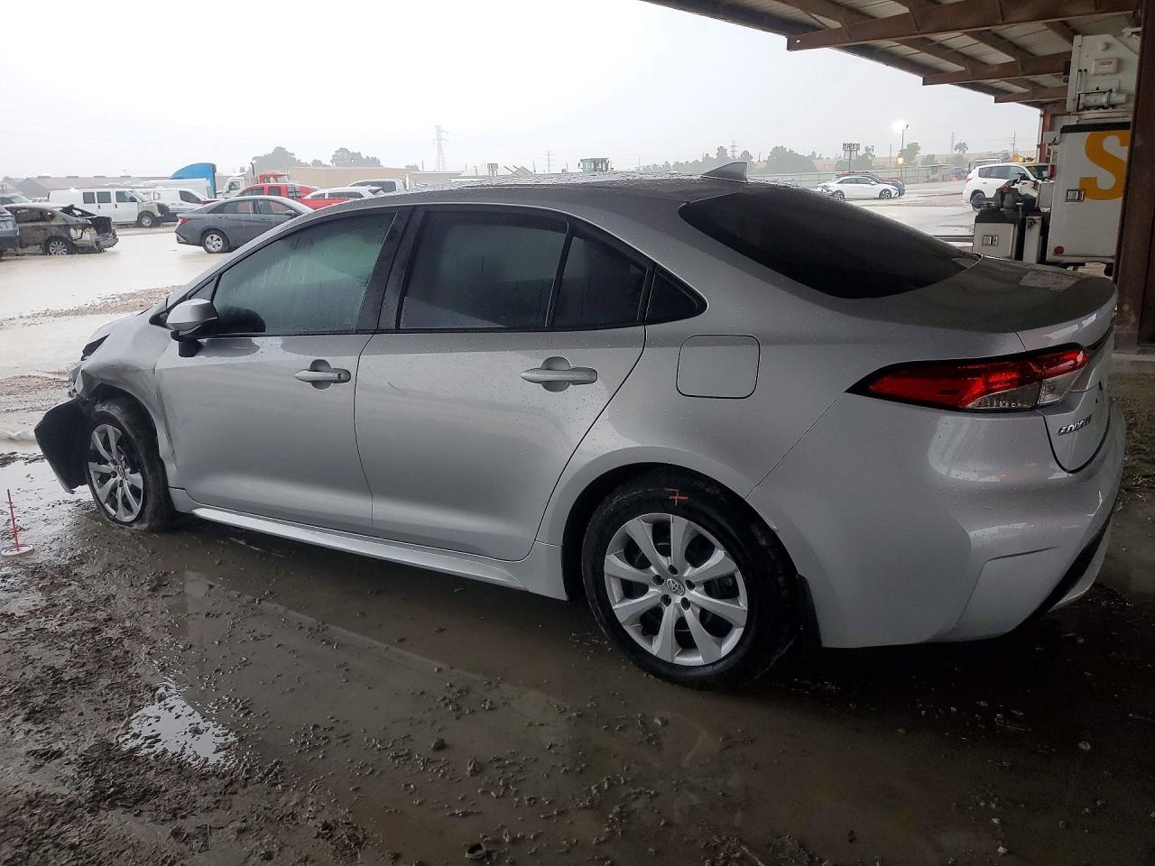 2022 Toyota Corolla Le - Фото 2
