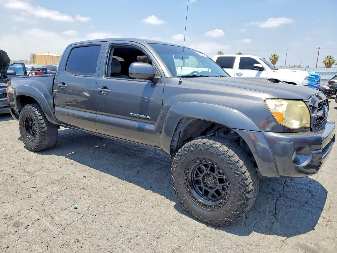 2011 Toyota Tacoma Double Cab Prerunner - Фото 4