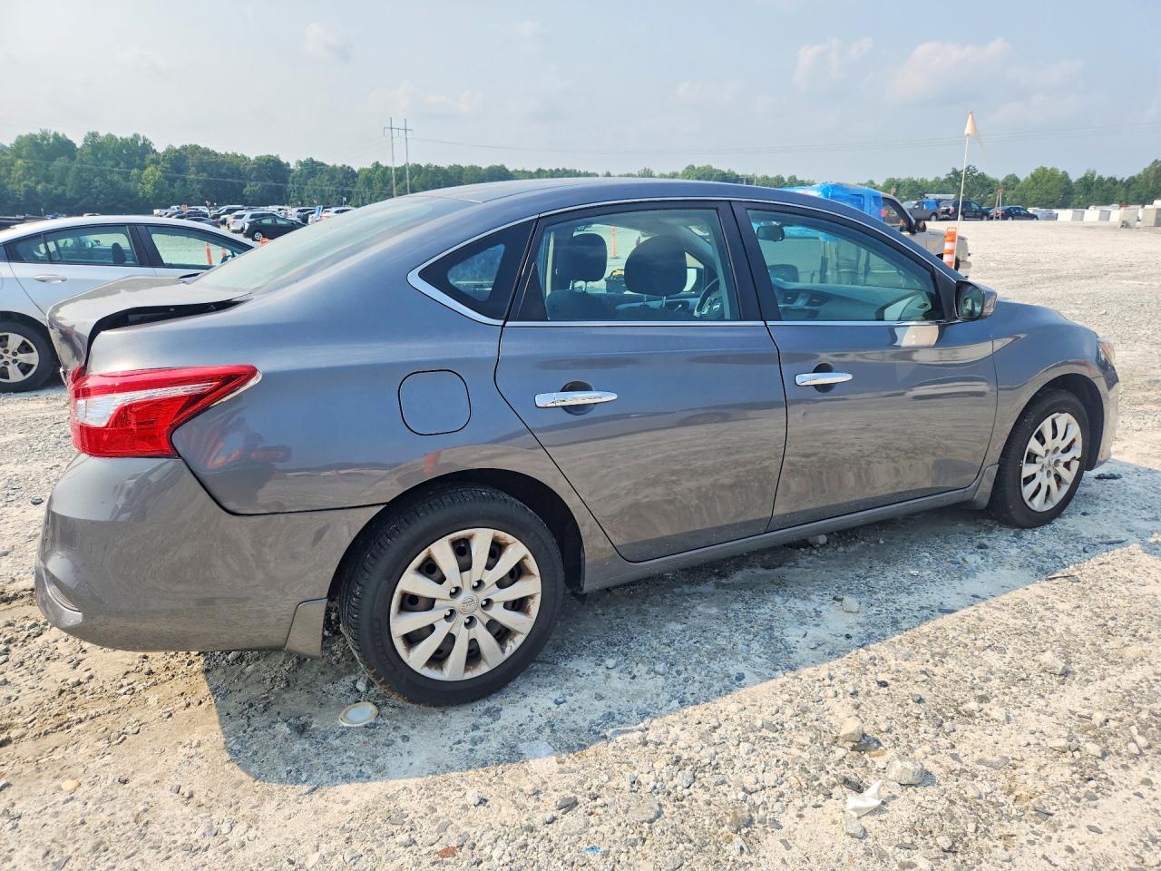 2019 Nissan Sentra S - Image 3
