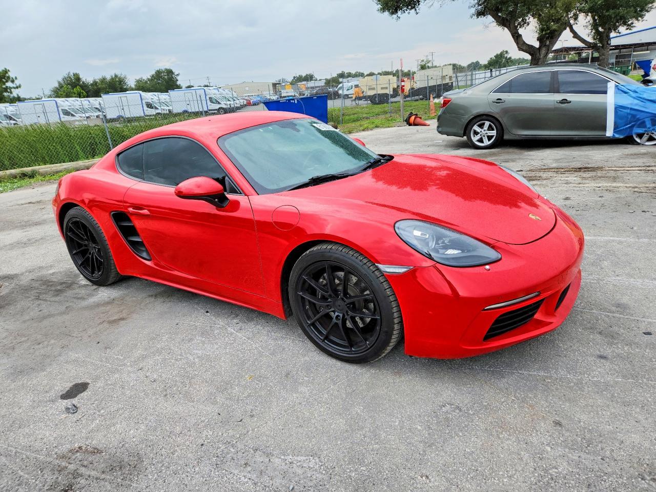 2017 Porsche Cayman - Image 4