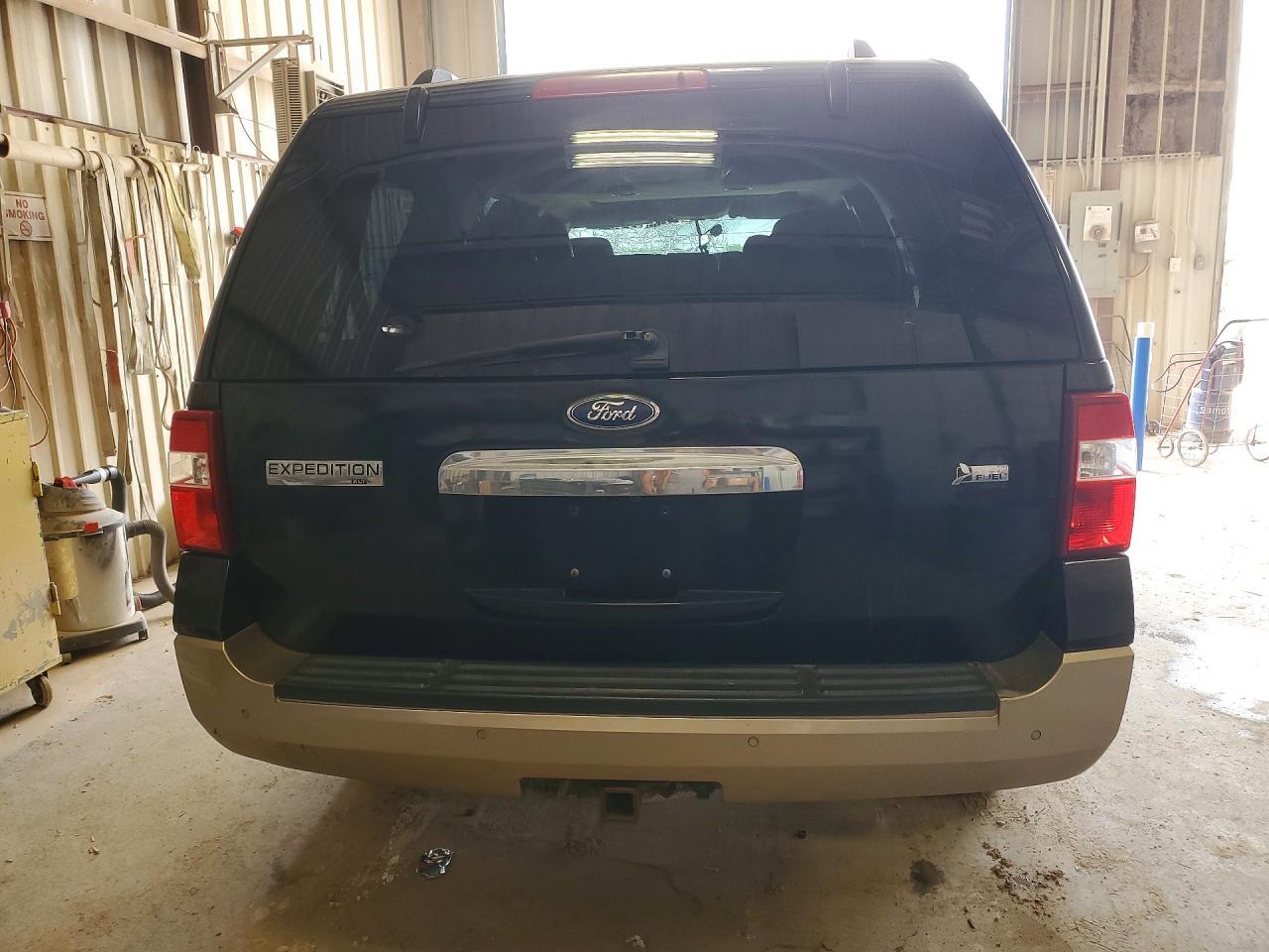 2012 Ford Expedition Xlt/King Ranch - Image 6