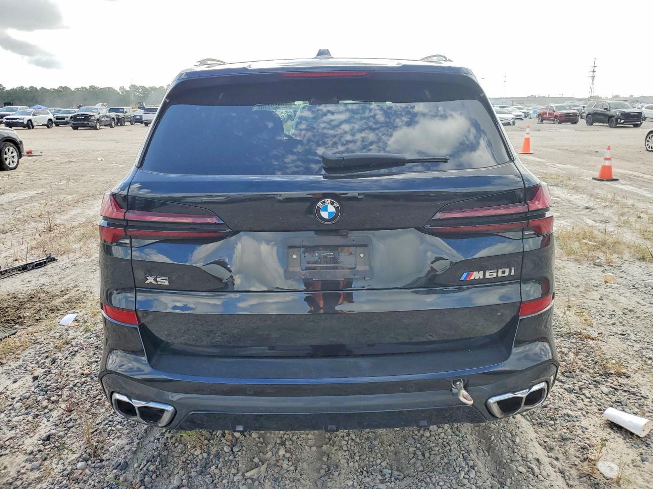 2025 BMW X5 M60I - Фото 6