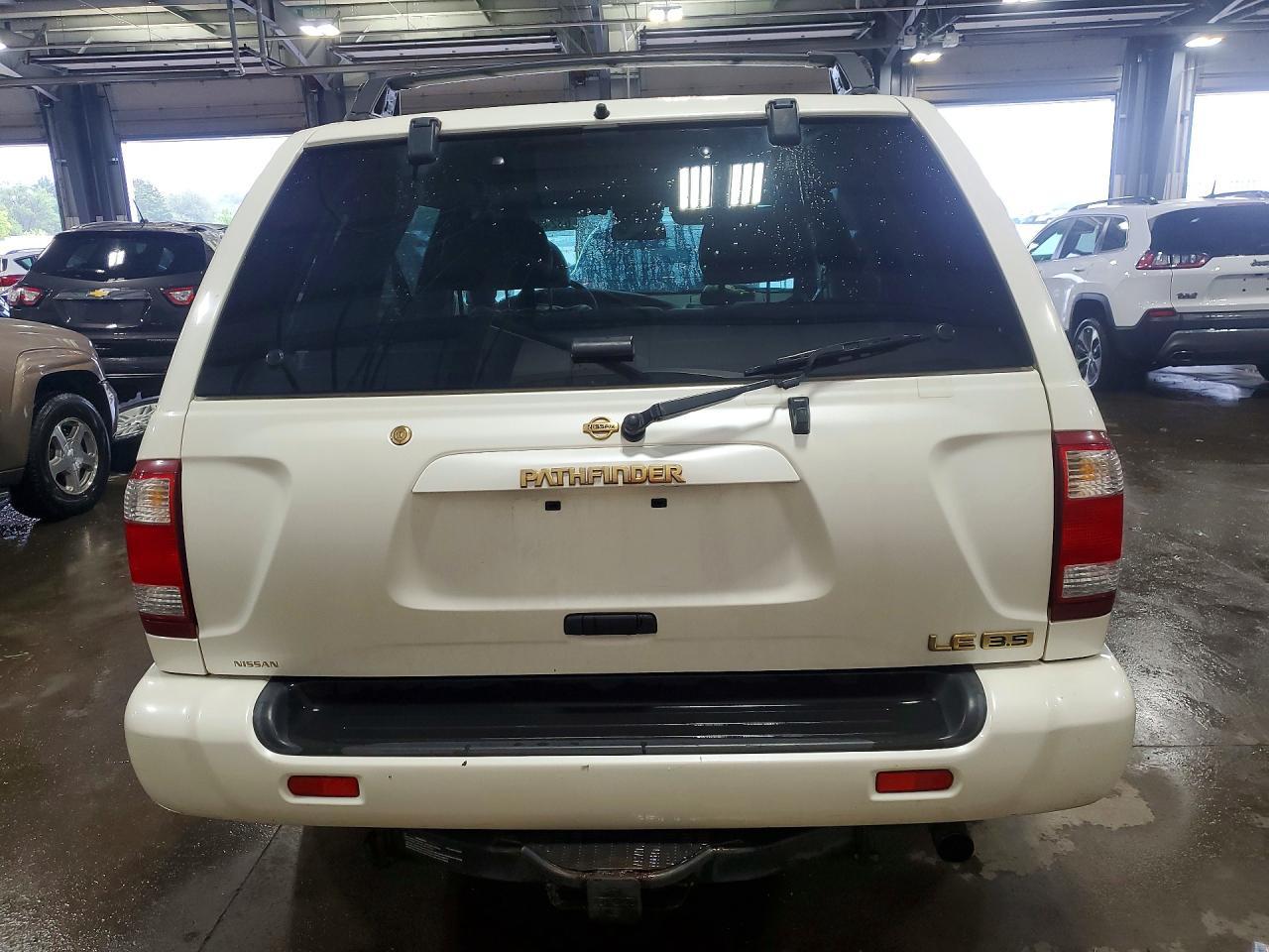 2001 Nissan Pathfinder Se - Фото 6