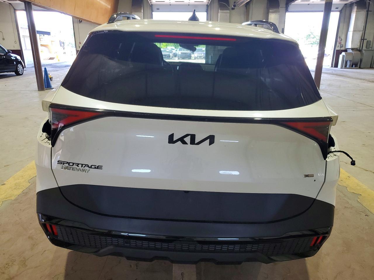 2025 Kia Sportage X Line - Image 6