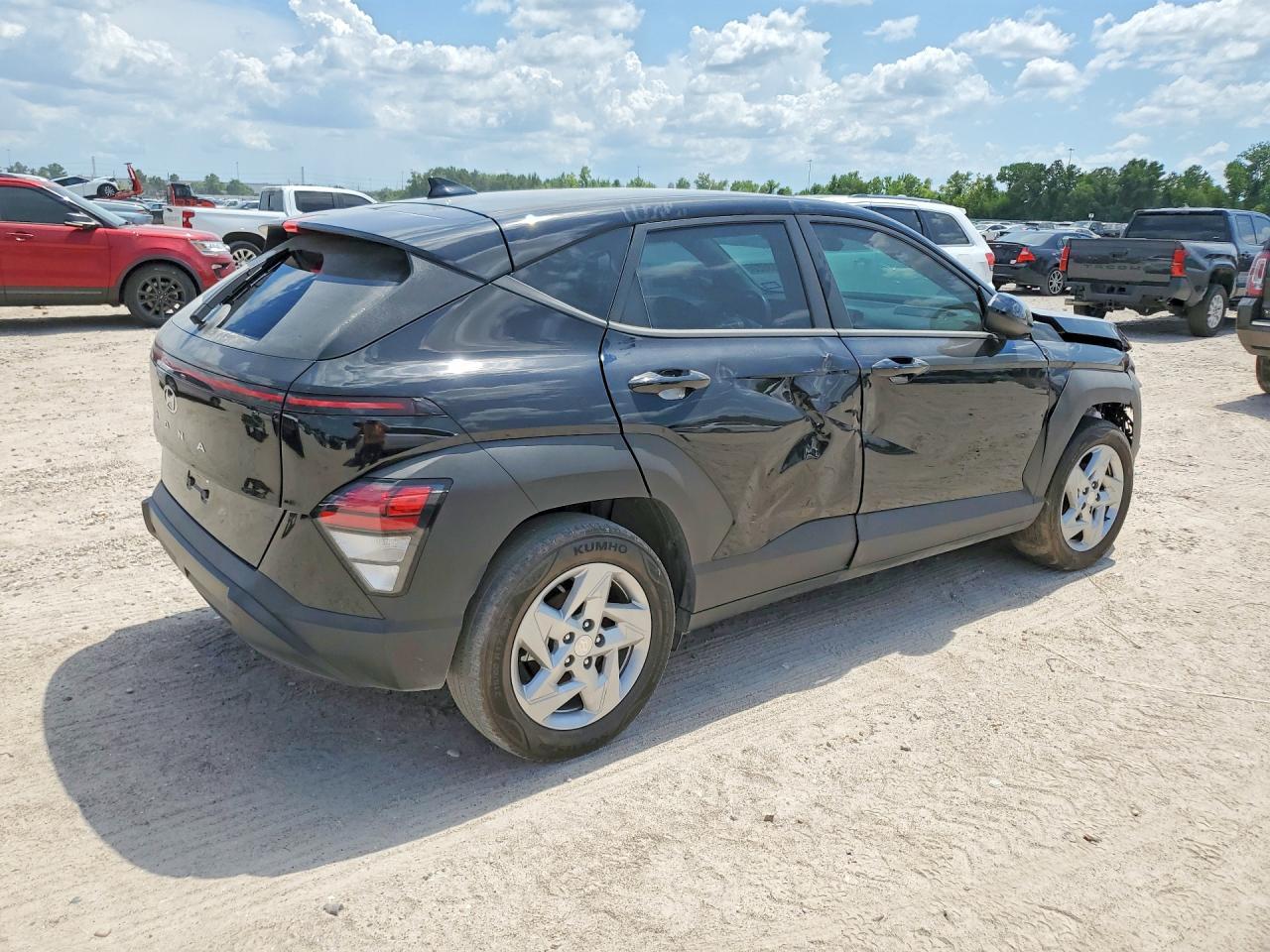 2025 Hyundai Kona Se - Фото 3