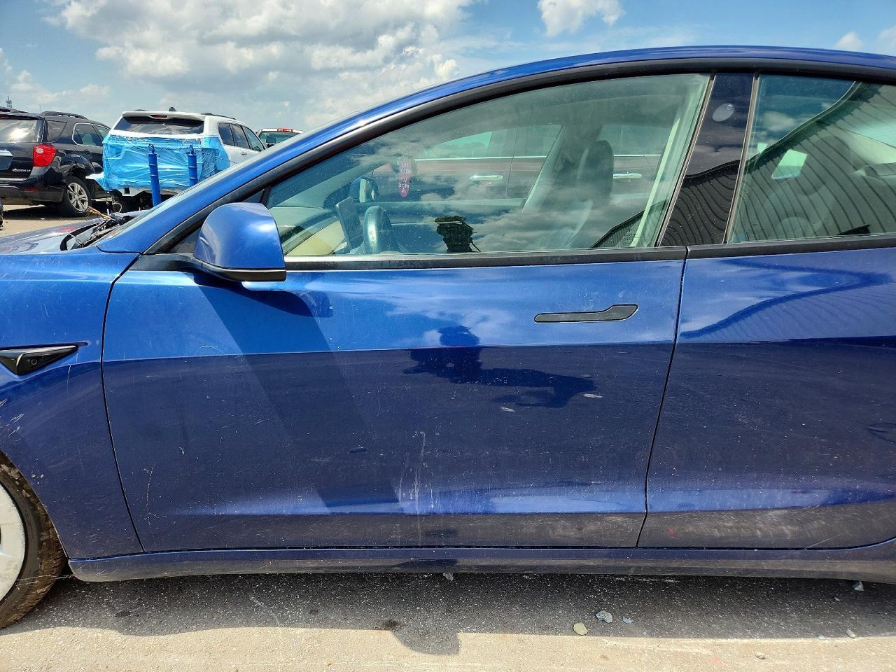 2022 Tesla Model 3 - Фото 7