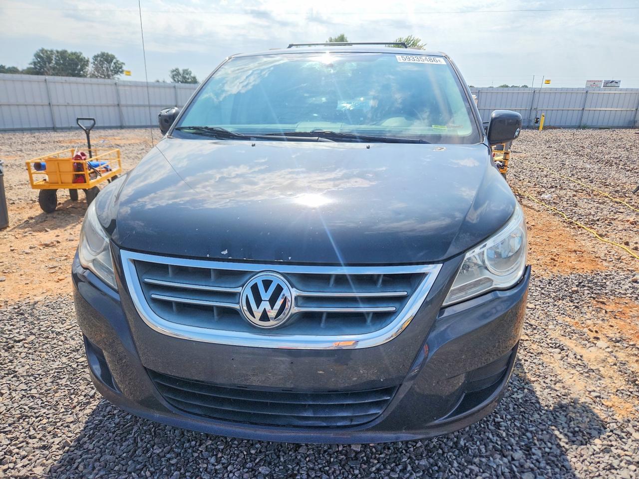 2012 Volk Routan Se - Image 5