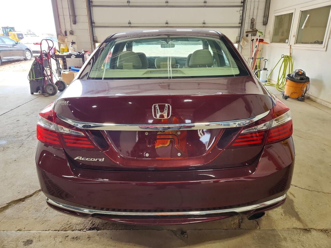 2017 Honda Accord Lx - Фото 6