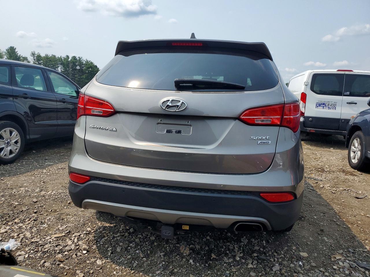 2016 Hyundai Santa Fe Sport 2.4L - Фото 6