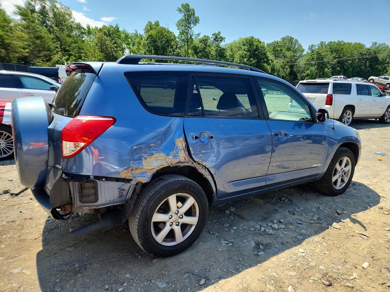 2007 Toyota Rav4 Limited - Image 3