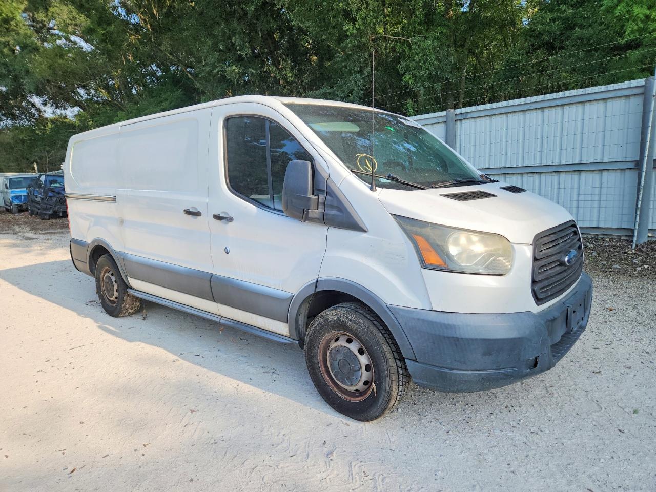 2016 Ford Transit T-150 Cargo - Image 4