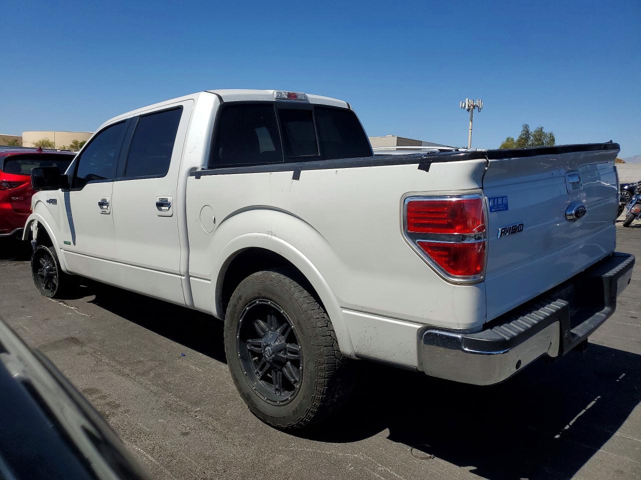 2014 Ford F150 Supercrew - Фото 2
