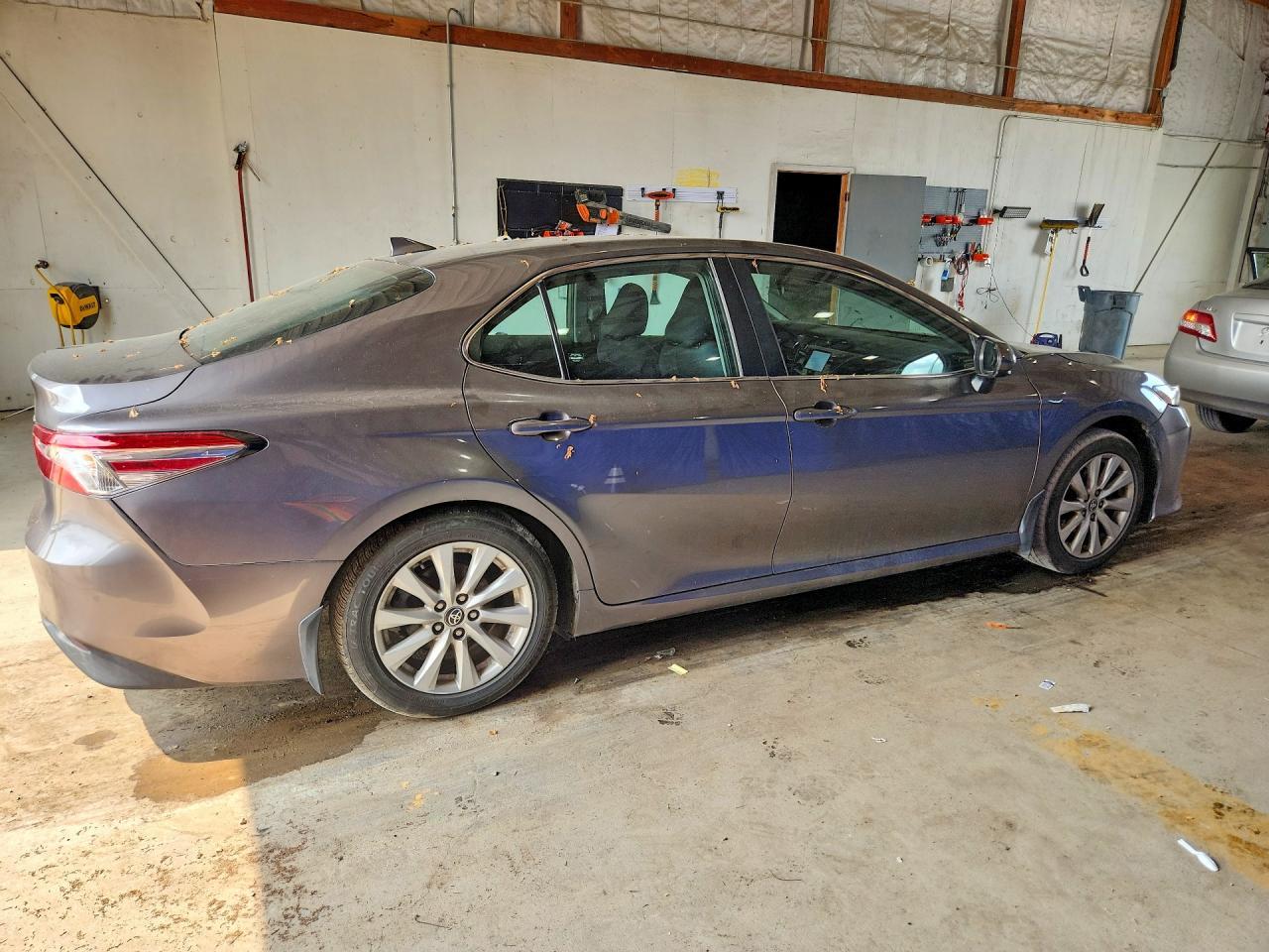 2020 Toyota Camry Le - Image 3