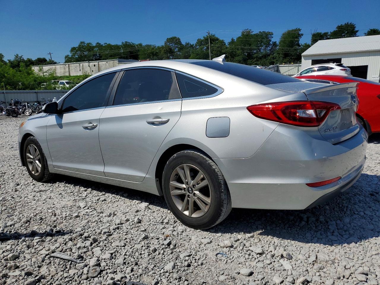 2015 Hyundai Sonata Se - Фото 2