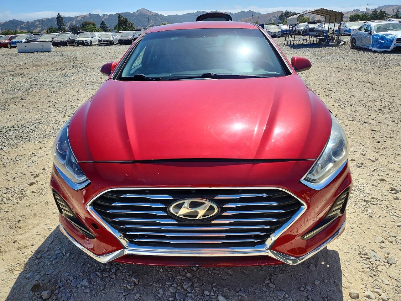 2018 Hyundai Sonata - Image 5