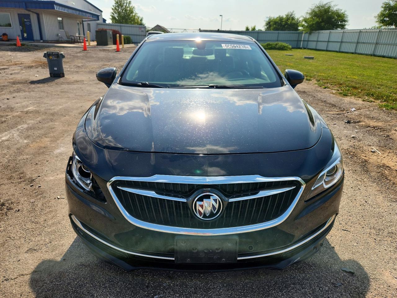 2017 Buick Lacrosse Preferred - Image 5