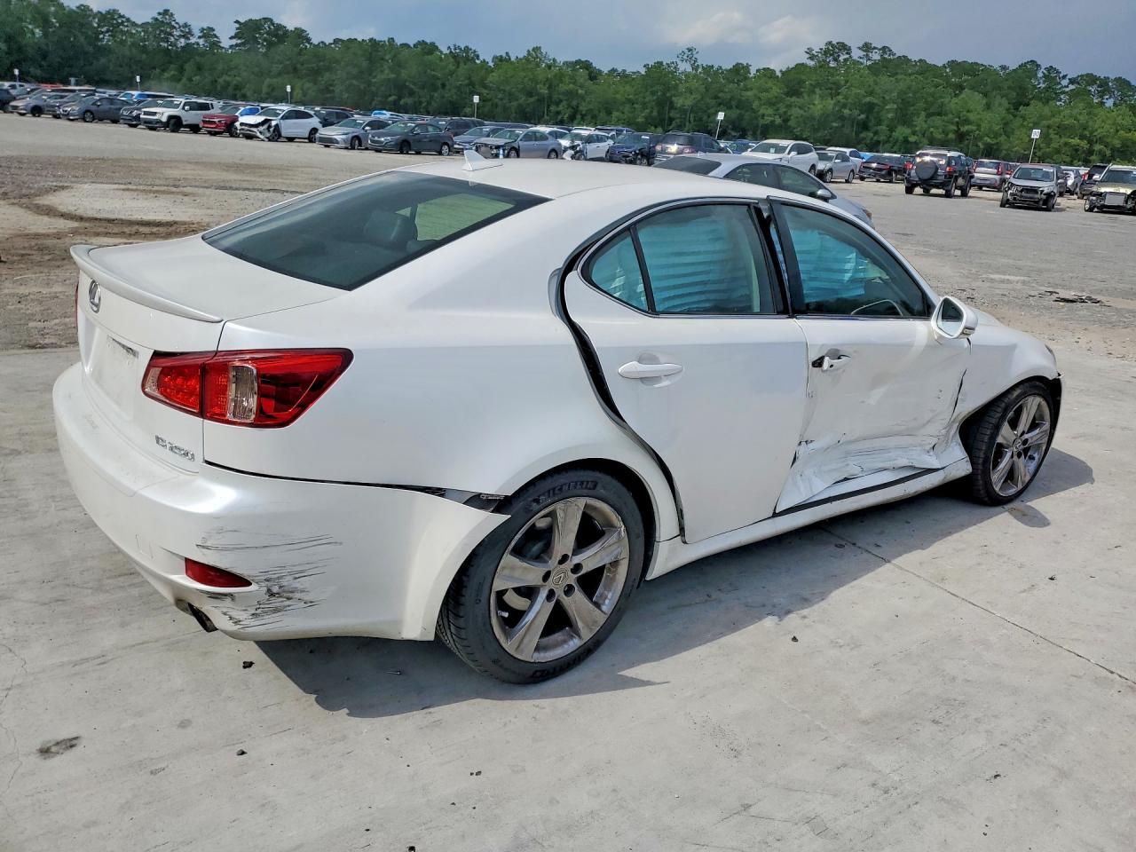 2013 Lexus Is 250 - Фото 3