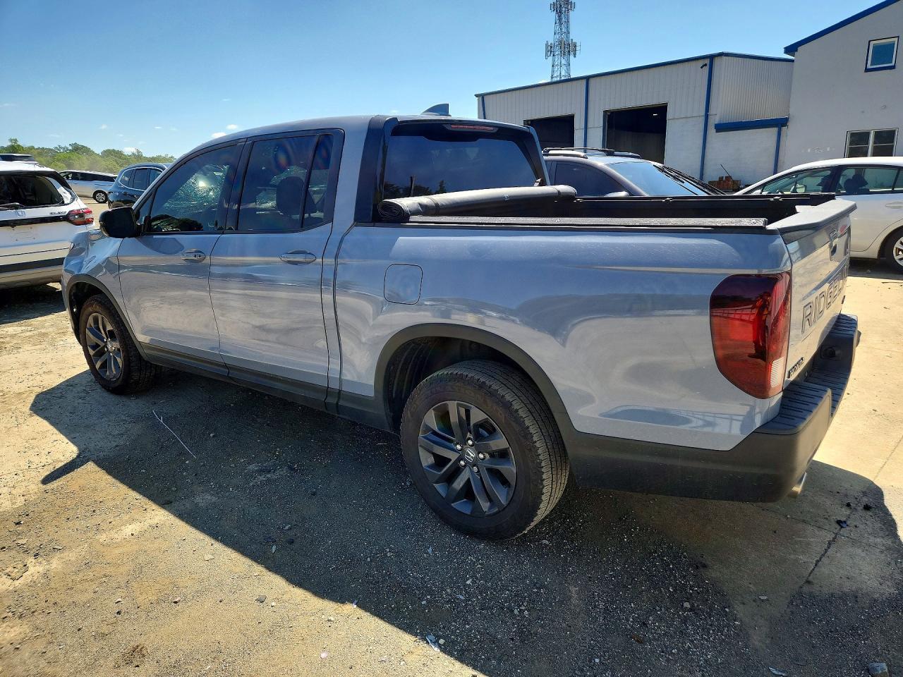 2024 Honda Ridgeline Sport - Фото 2