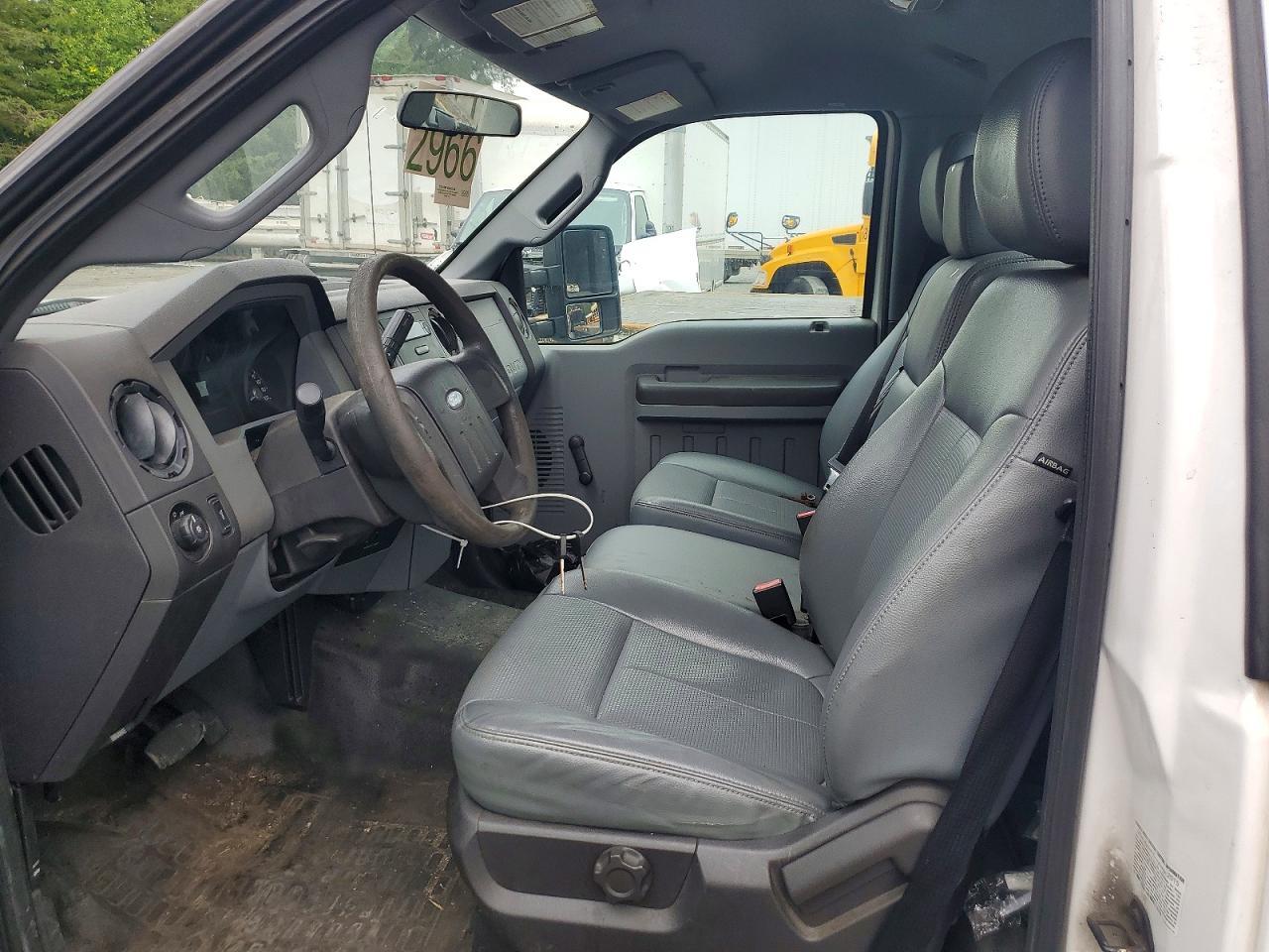 2016 Ford F350 Super Duty - Фото 7