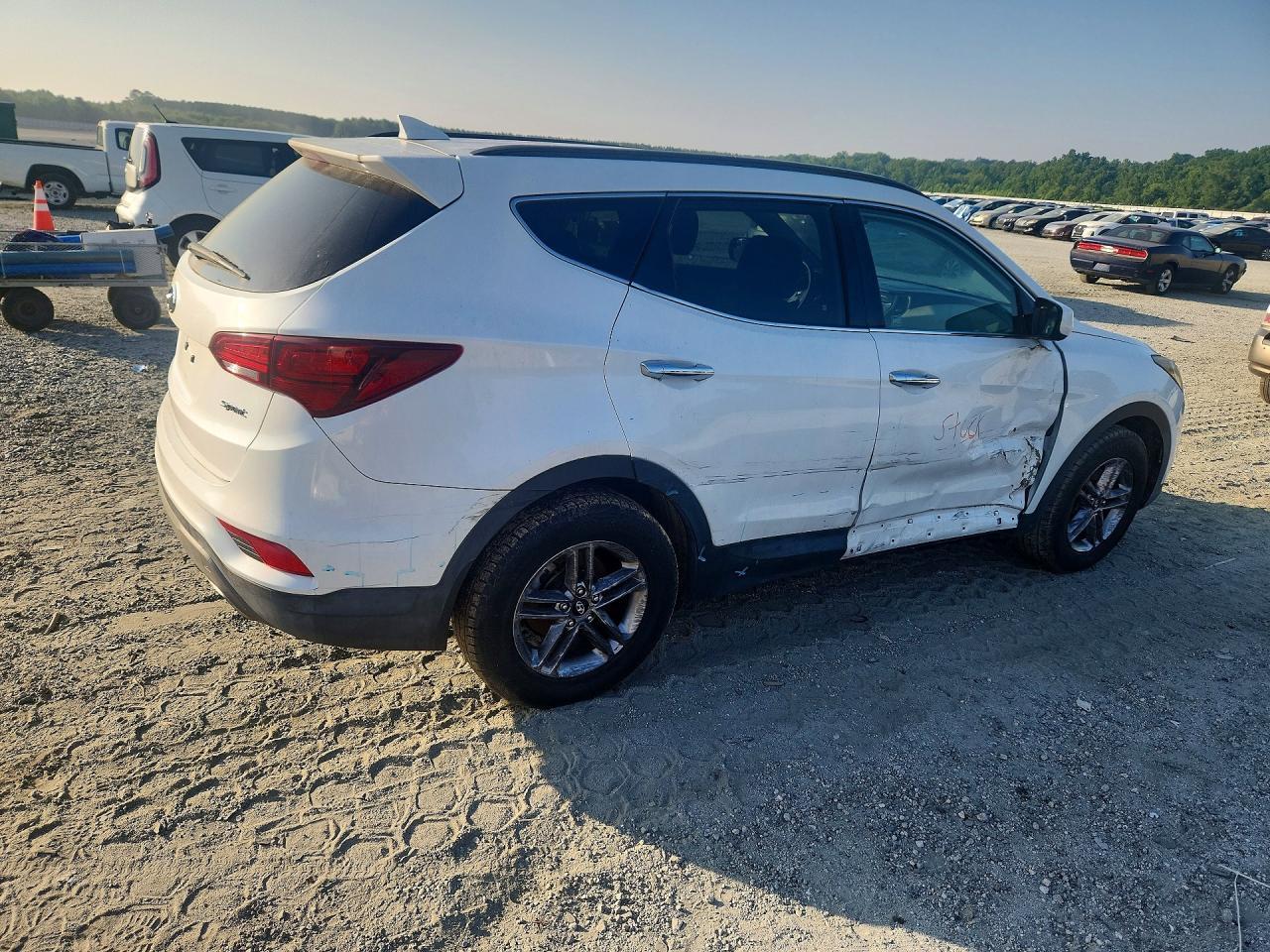 2017 Hyundai Santa Fe Sport 2.4L - Фото 3