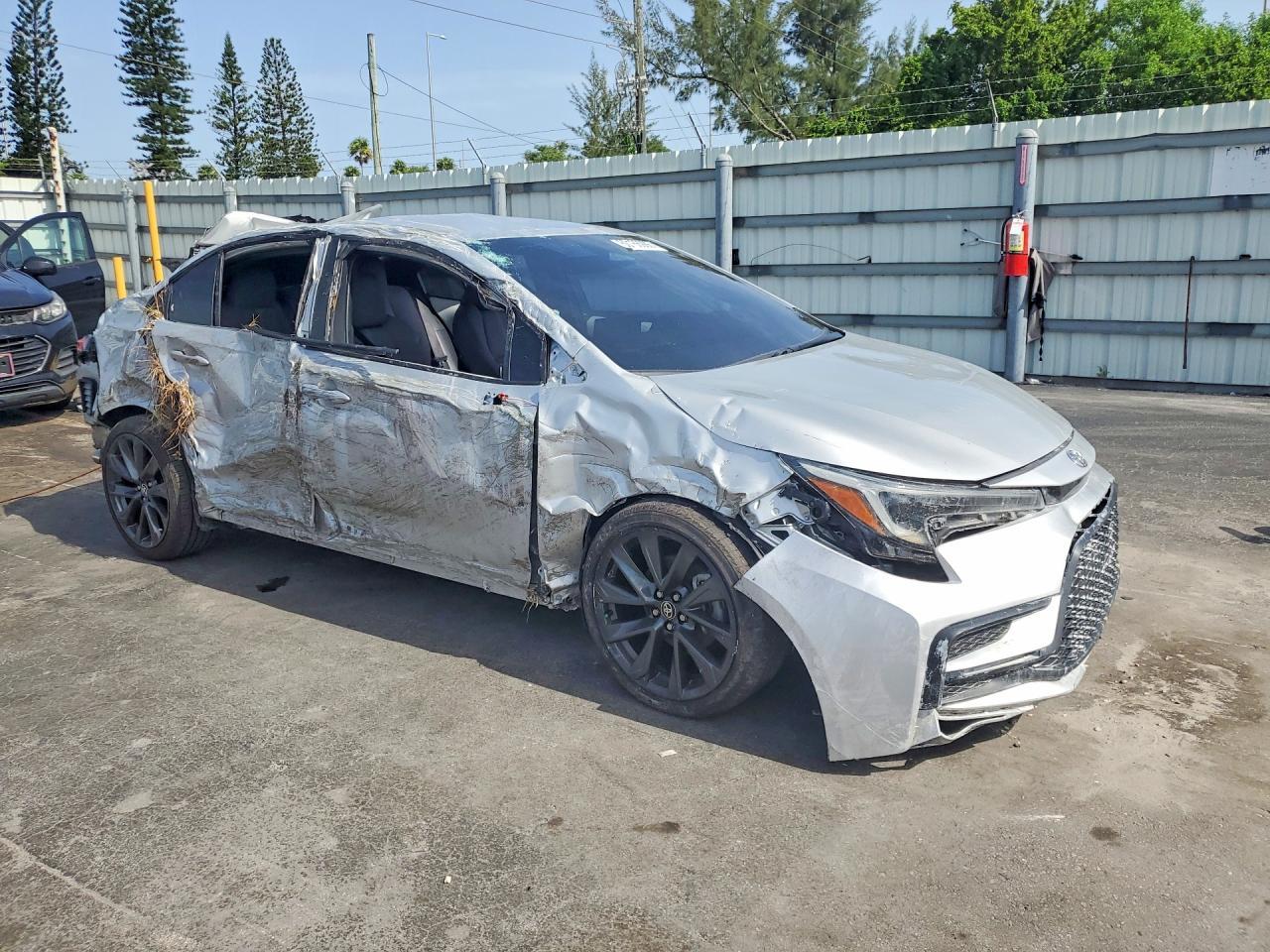 2023 Toyota Corolla Se - Image 4
