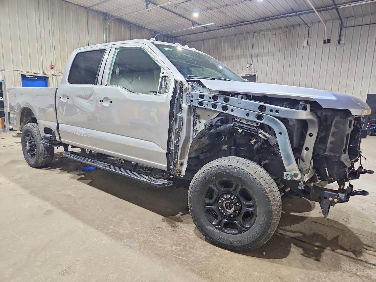 2024 Ford F250 Super Duty - Image 4
