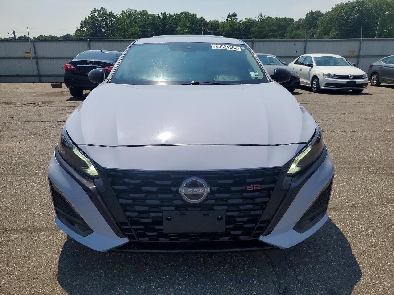 2023 Nissan Altima Sr - Фото 5