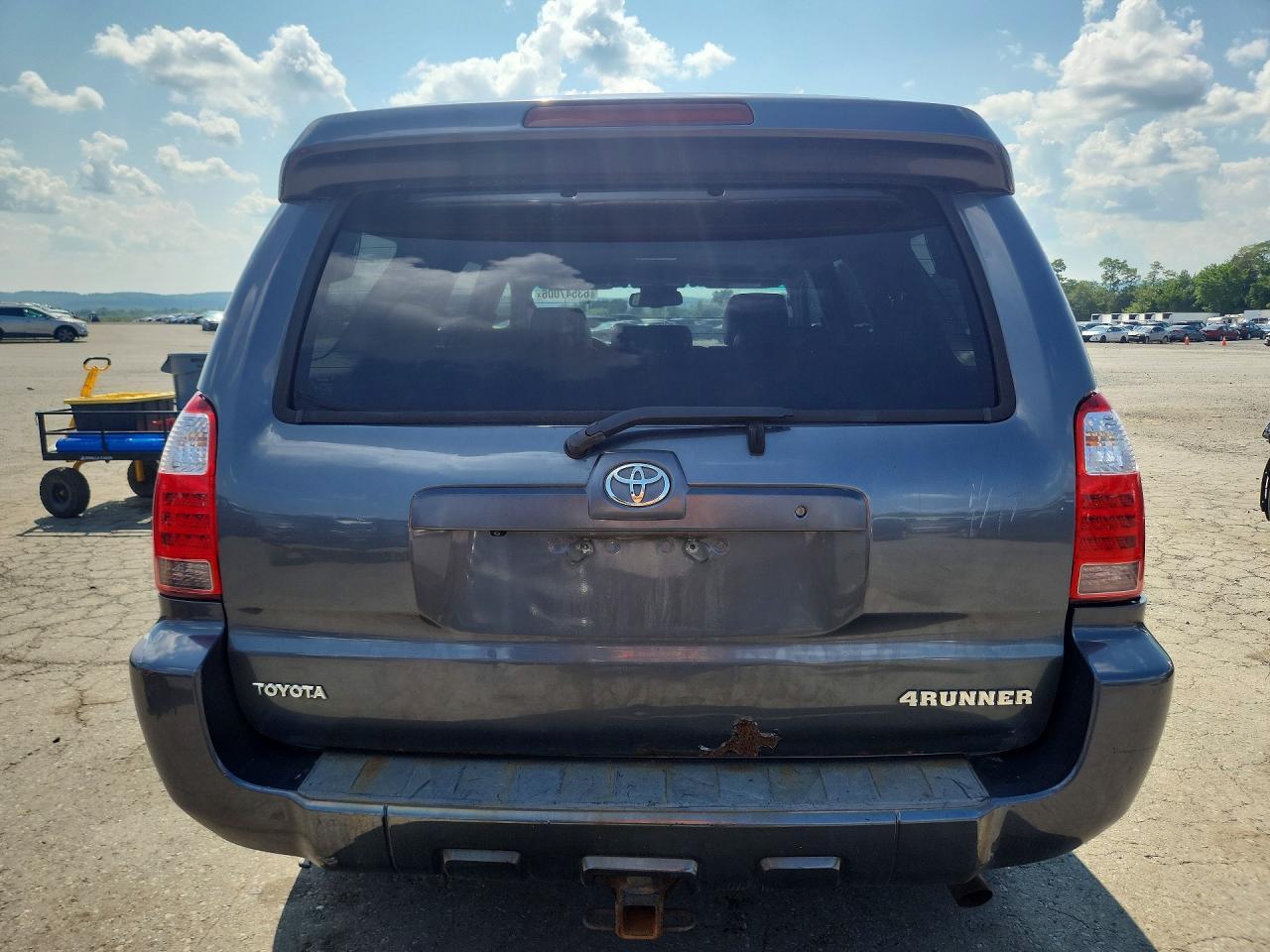 2009 Toyota 4Runner Limited - Image 6
