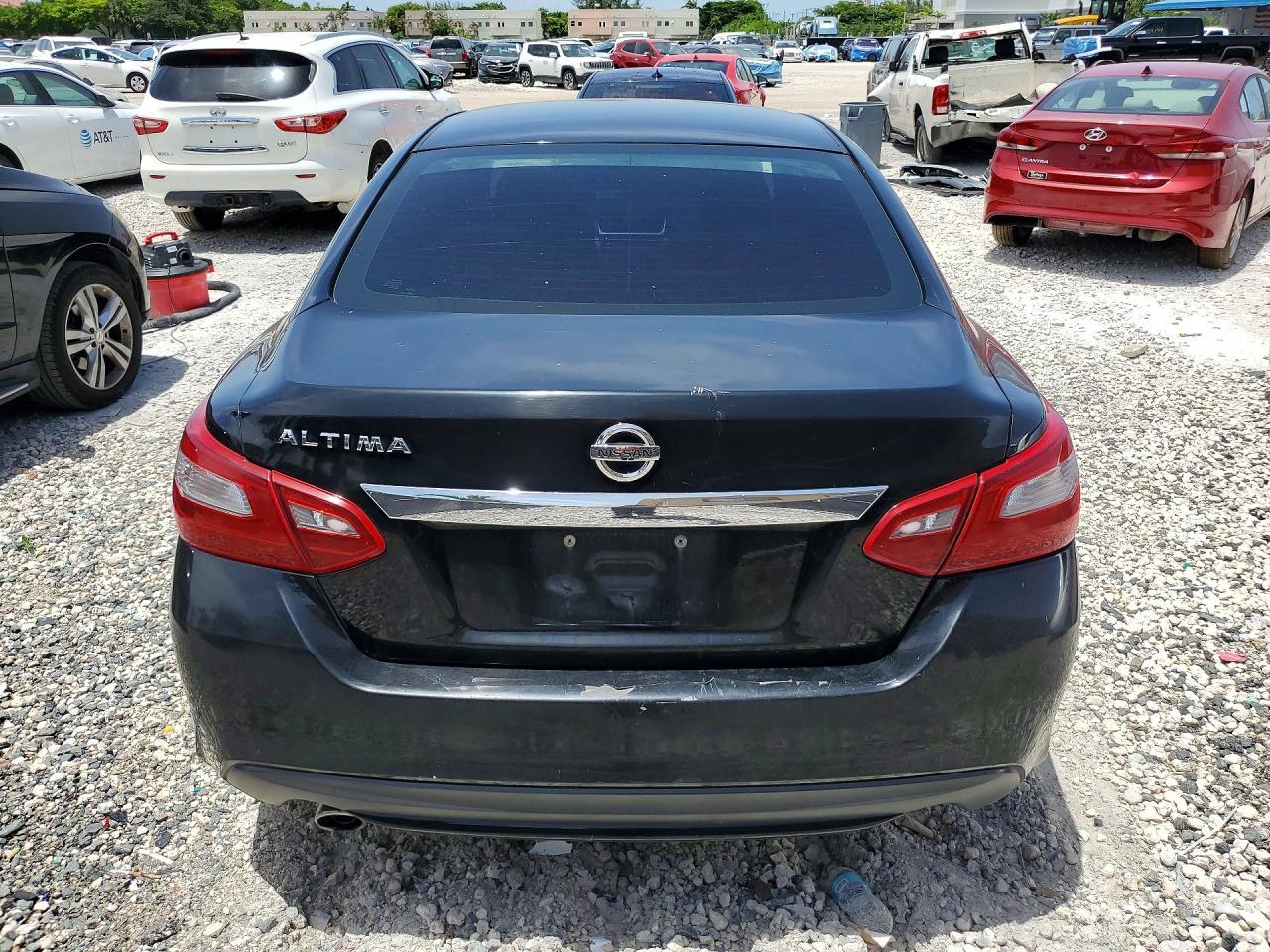 2018 Nissan Altima 2.5 - Image 6