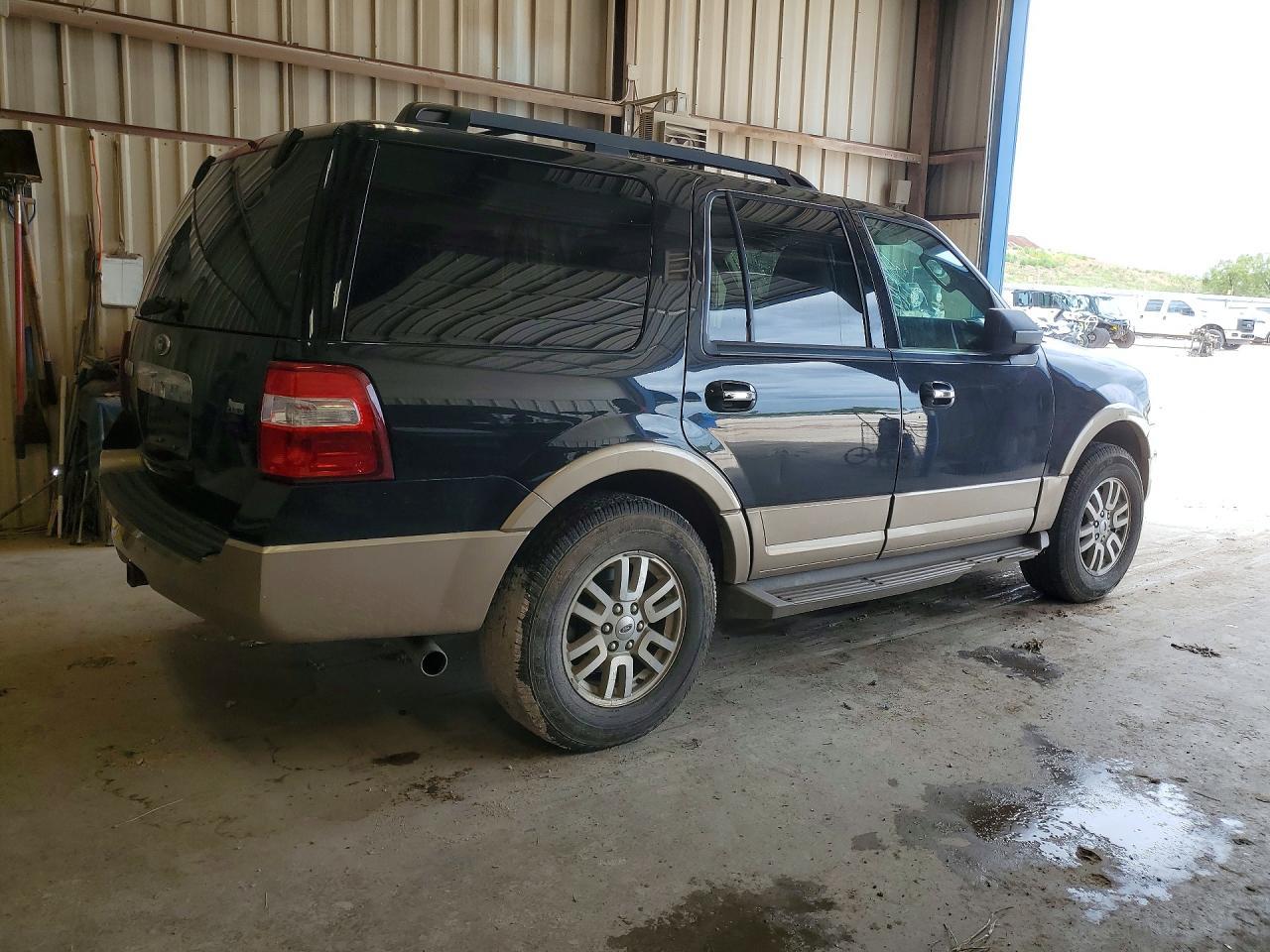 2012 Ford Expedition Xlt/King Ranch - Image 3