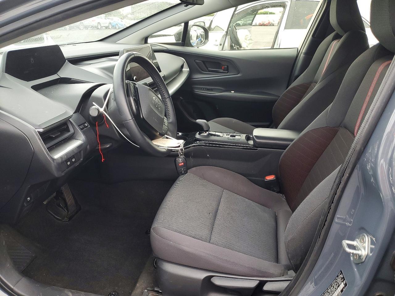 2024 Toyota Prius Le - Фото 7