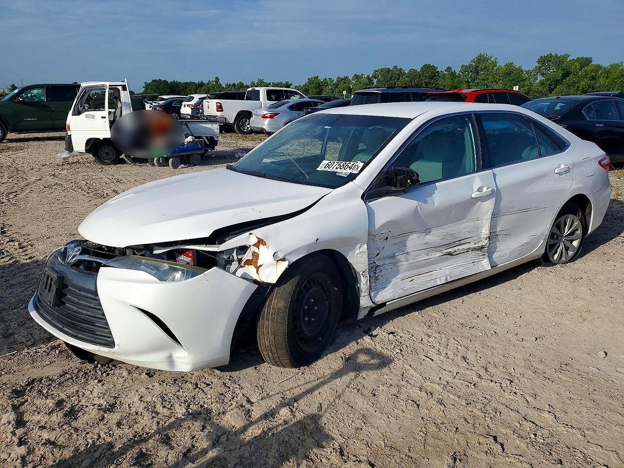 2016 Toyota Camry Le