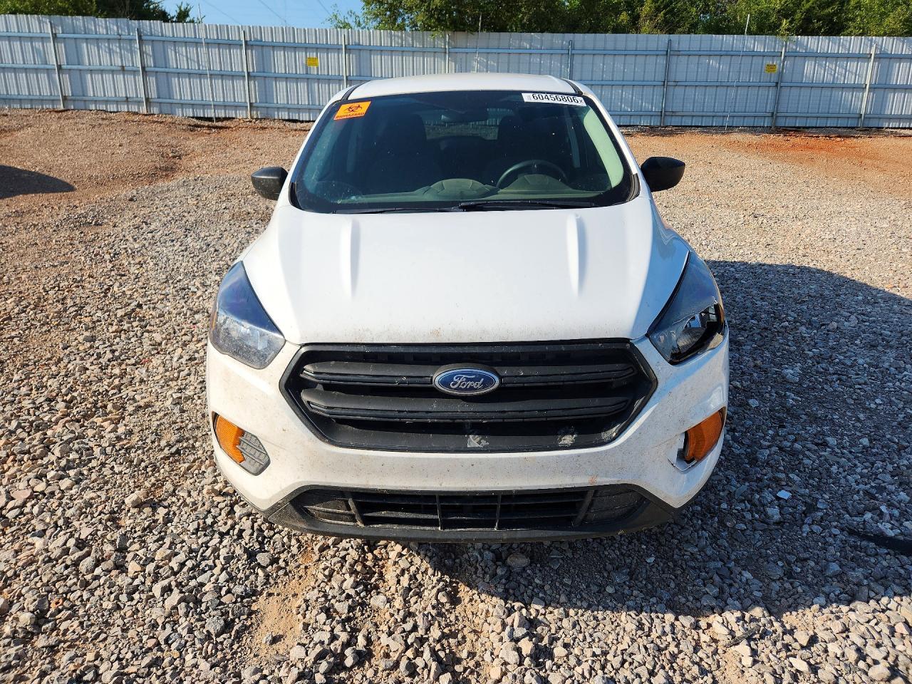 2019 Ford Escape S - Фото 5