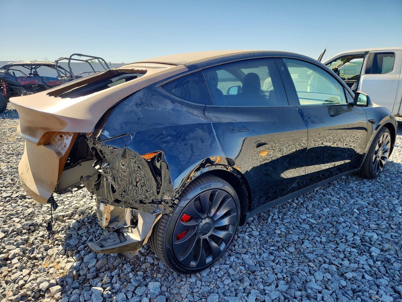 2022 Tesla Model Y - Image 3