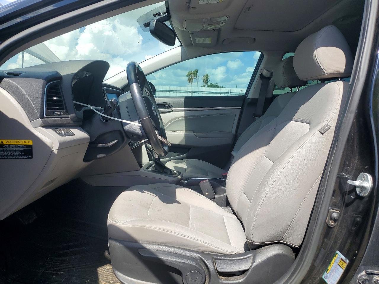 2018 Hyundai Elantra - Фото 7
