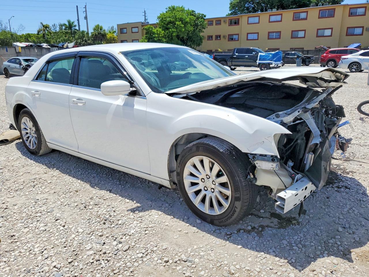 2014 Chrysler 300 - Фото 4