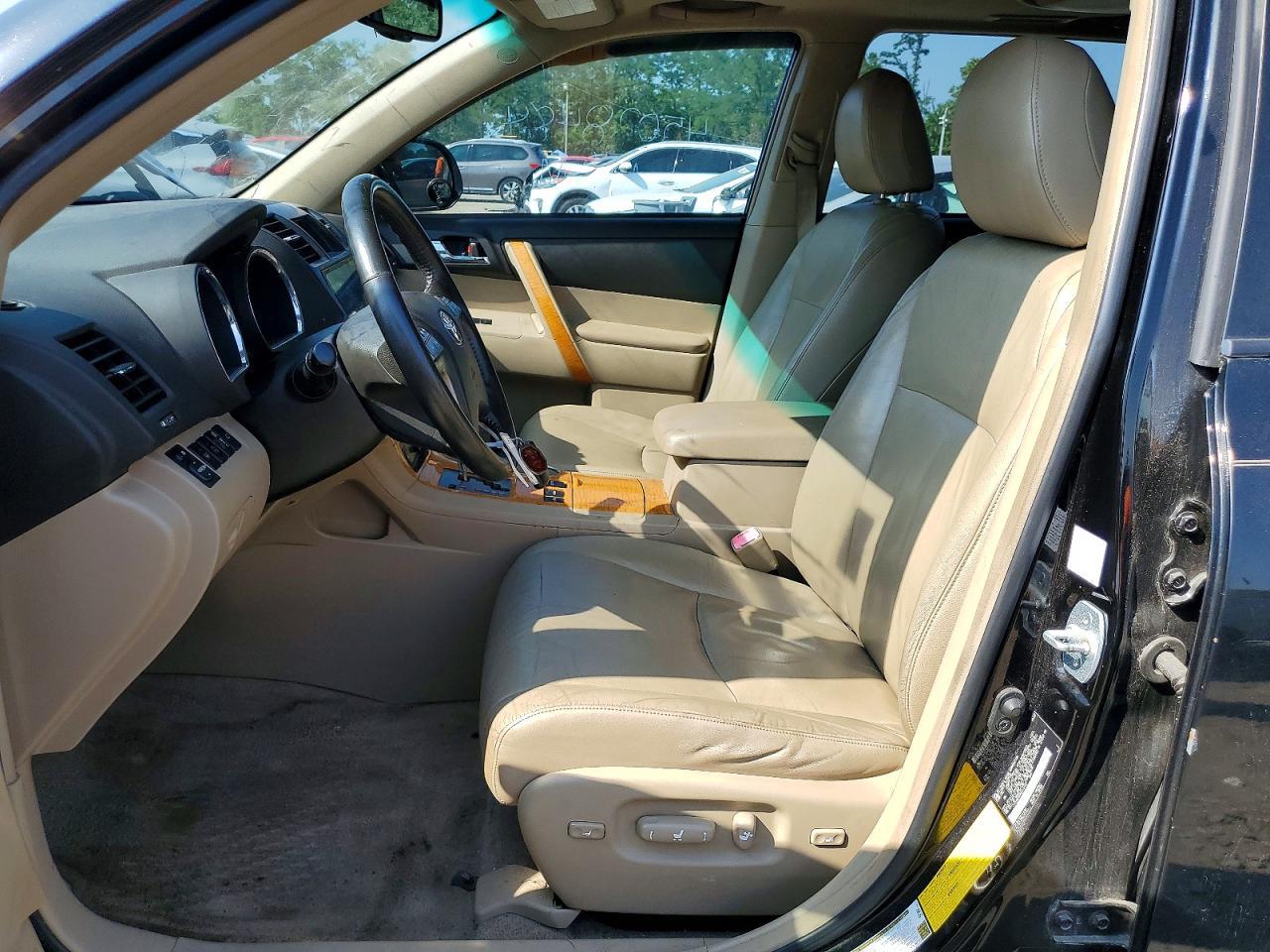 2008 Toyota Highlander Hybrid Limited - Image 7